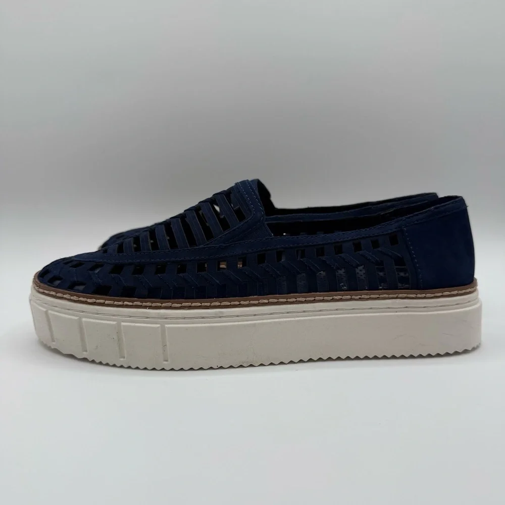 Vince Camuto Romeena Navy Blue Perforated Platform Slip-On Sneaker Size 9
